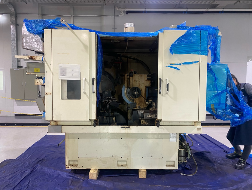 Centerless Grinding Machine(Before Retrofit) | 센터리스 연삭기 (수리 전) ⓒ ORSKOREA 오알에스코리아